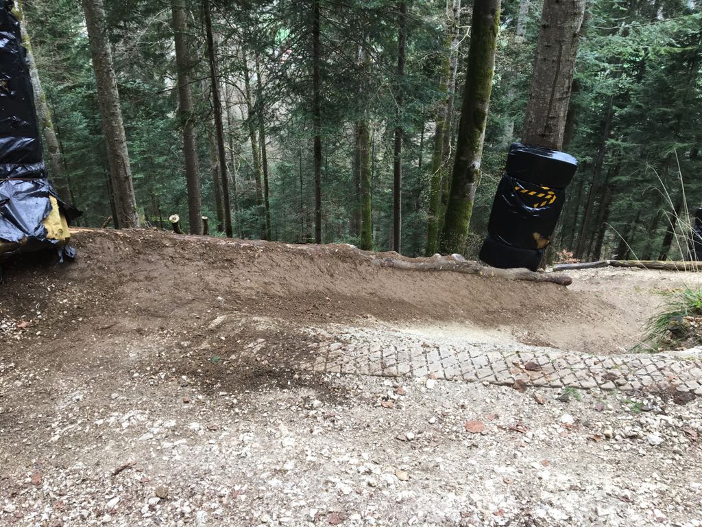 downhill_9