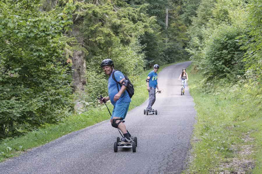 Mountainboard au parc de loisirs La Robella dans le Val-de-Travers